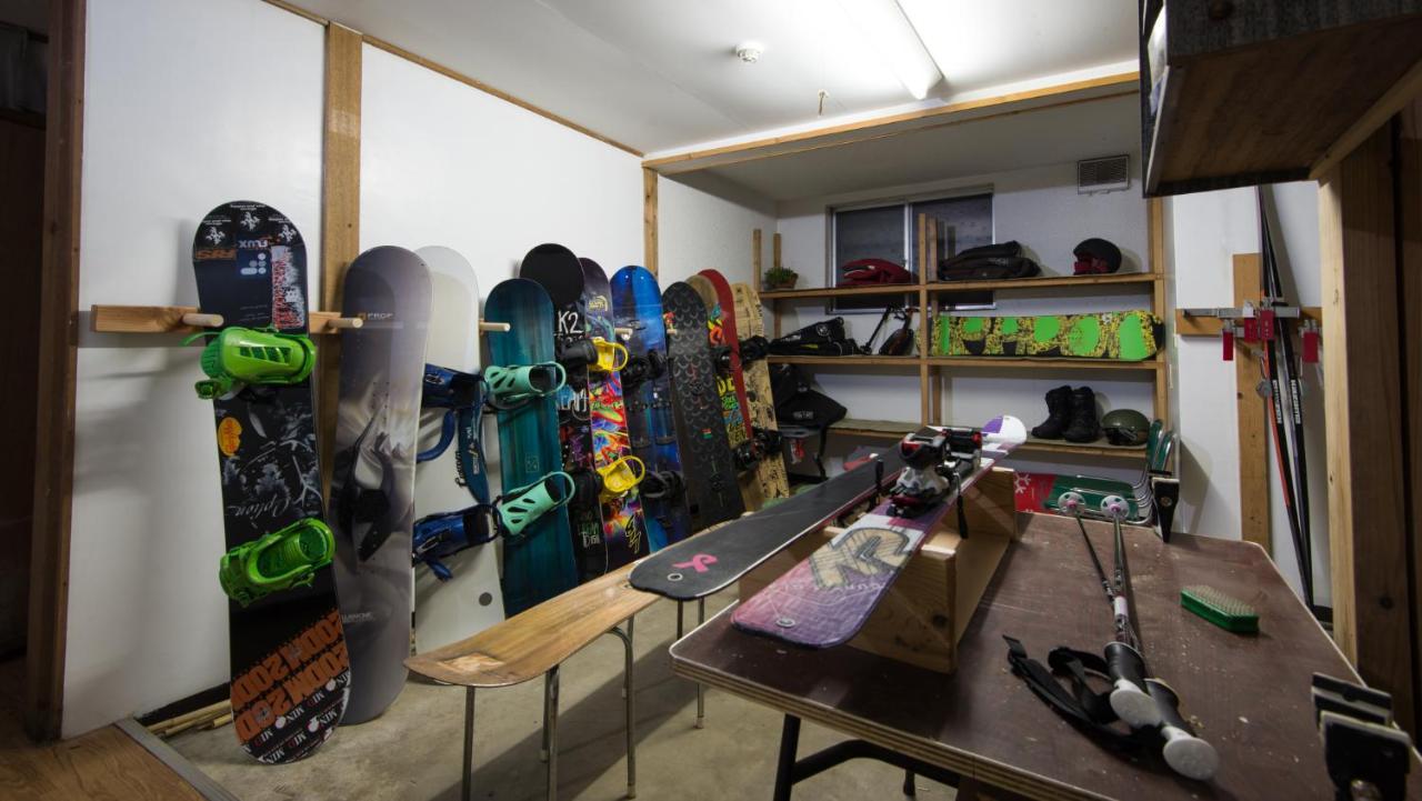 Myoko Powder Hostel Екстер'єр фото