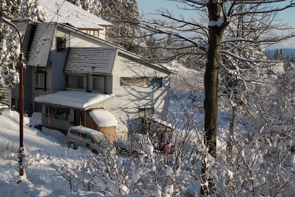 Myoko Powder Hostel Екстер'єр фото